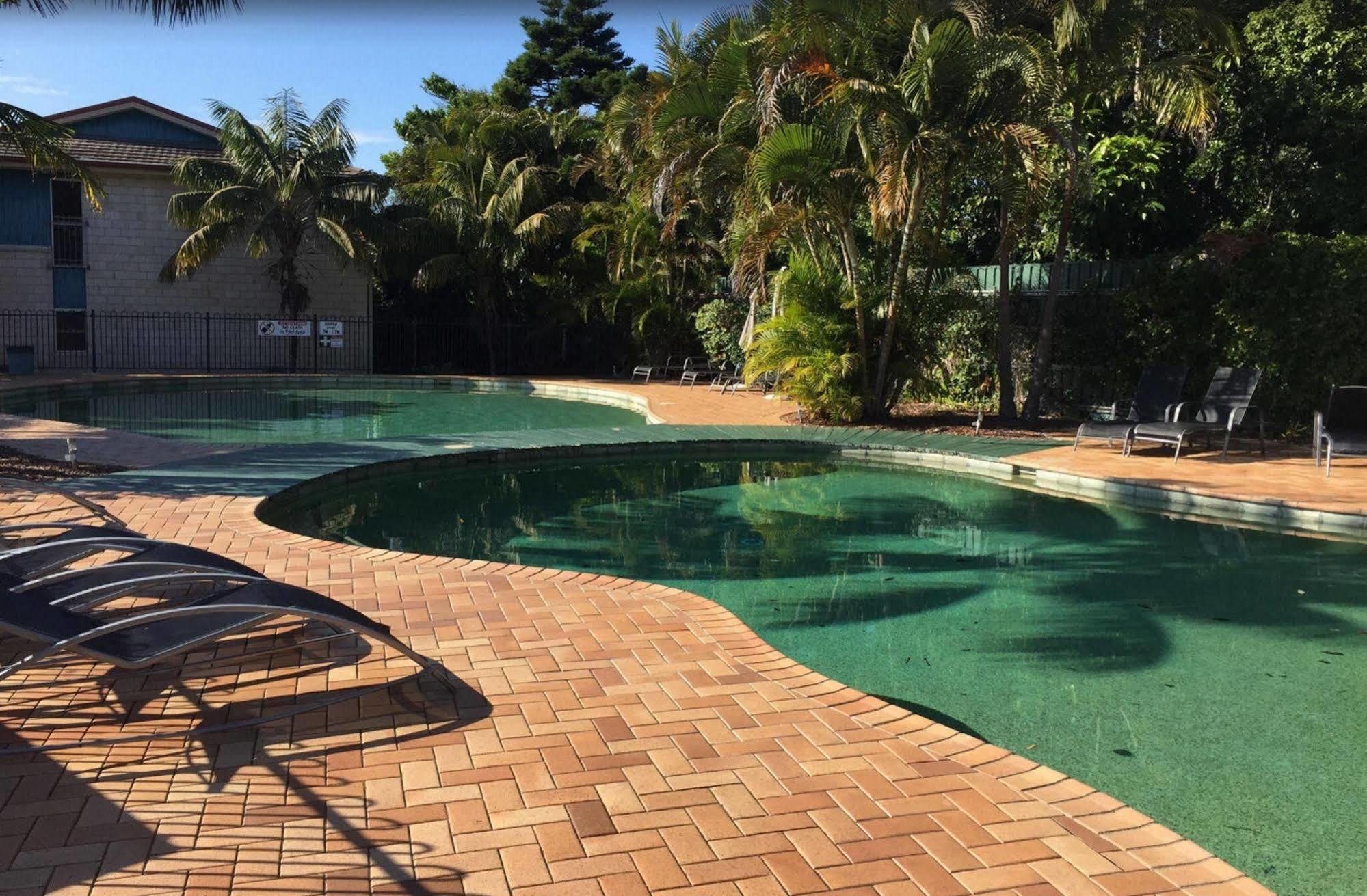 Aqualuna Beach Resort Sapphire Beach Esterno foto